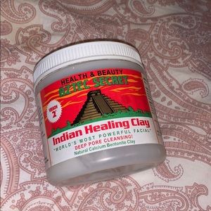Indian healing clay mask